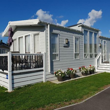 Kent Getaways Hotel Westgate-on-Sea Bagian luar foto