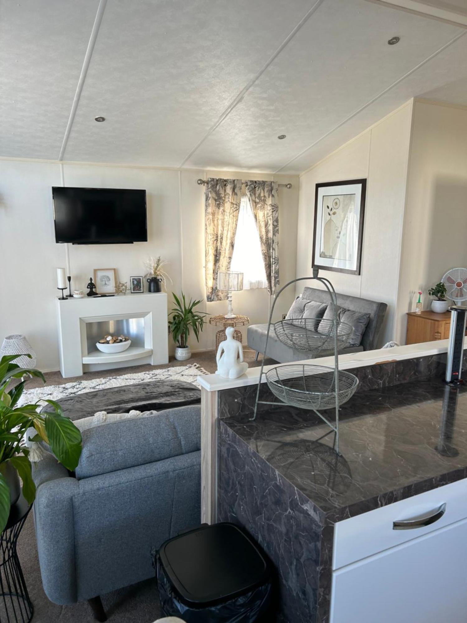 Kent Getaways Hotel Westgate-on-Sea Bagian luar foto